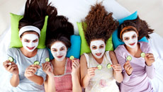 Prepare hydrating face masks to stay cool