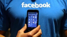 Facebook users not in awe of Messenger app