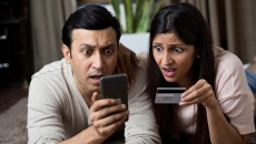 5 ways to stay safe from financial frauds during year-end sales