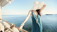 Holiday fashion: Sun hats