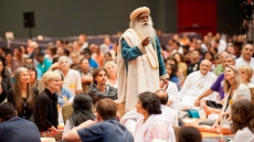 Vancouverites Speak of Sadhguru’s Transformational Inner Engineering Program (Part 2)