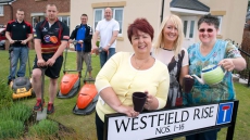 Bond with neighbours to reduce heart attack risk