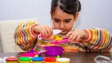 6 Benefits of playing with Play-Doh