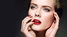 Red lipstick favoured at work in bid for promotion: Survey