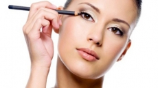 Adapt runway make-up to jazz up your look