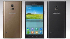 Samsung unveils world's first 'dual-screen' smartphone