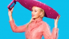 Try selfie hat for a perfect shot