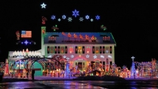 One Tech Tip: Spend quality time with loved ones, not a screen, over the holidays