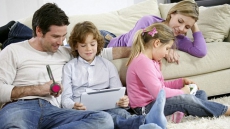 In tech-era, parent-child relationship blooms on multiple channels
