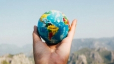 Where are Indians travelling to this festive season?