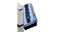 Zappos tries something new: sell 1 shoe instead of 2