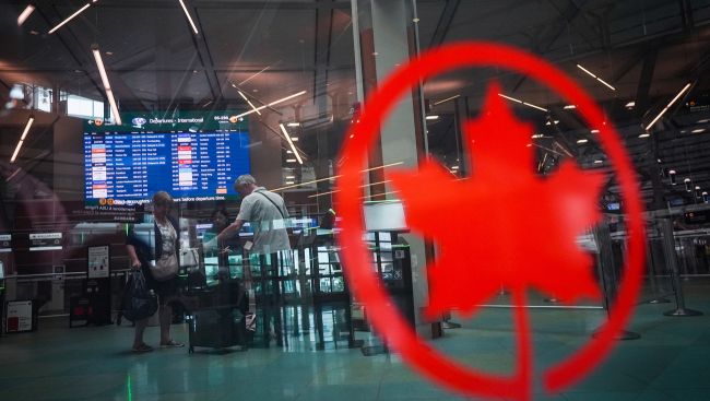 Air Canada flight attendants could strike tonight