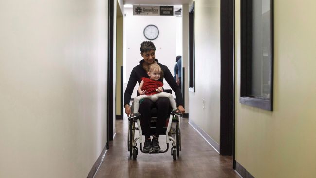 Alberta NDP, advocates call on province to take action on accessibility standards