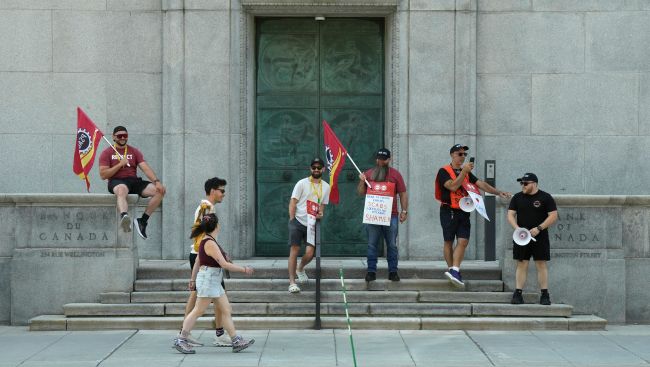 Bank of Canada ordered for second time not to use replacement workers during strike