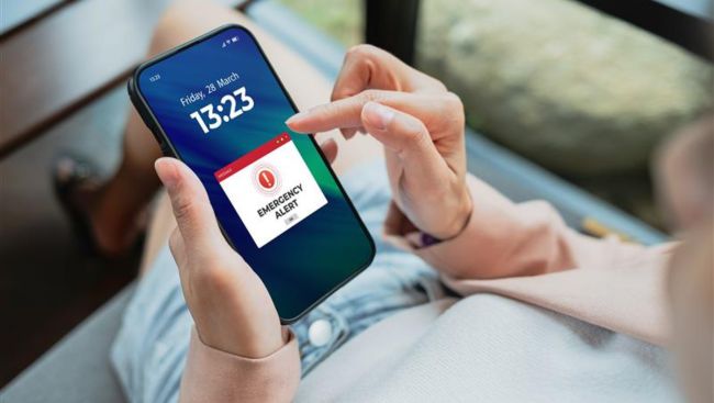 B.C. testing emergency alerts to cellphones, TV, radio