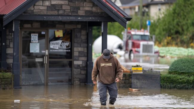 B.C. evacuation orders, alerts expand as floods cut off most links to Lower Mainland
