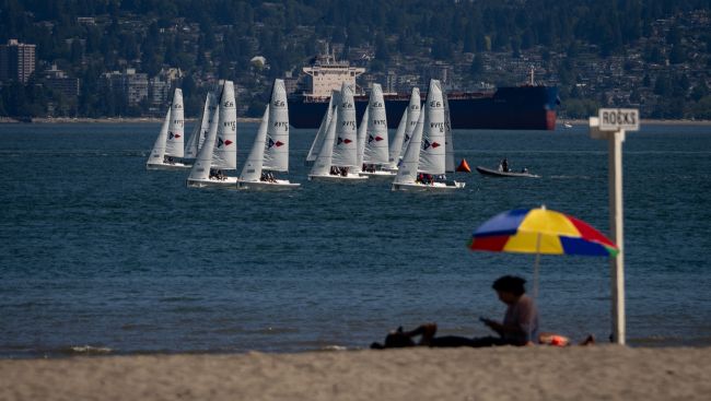 Records fall in several communities in southern B.C. as heat warnings persist