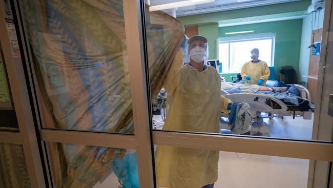 B.C. nurses vote 98.2% in favour of strike, but say they want to get back to table