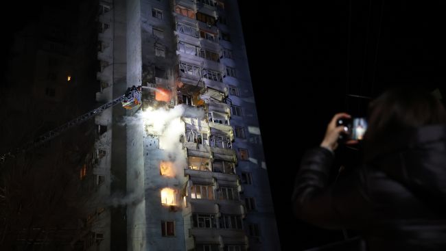 Canada gives Ukrainians who fled war another year to apply for work permit extensions