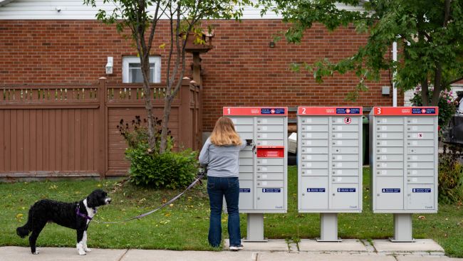Canada Post submits overhaul plan to the federal government