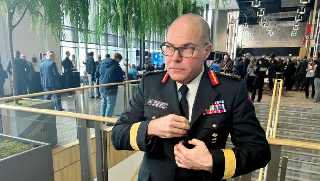 Canadian army commander lists items for military modernization