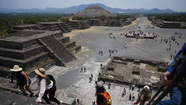 Body of Canadian killed in pyramid shooting turned over to family: Mexican officials