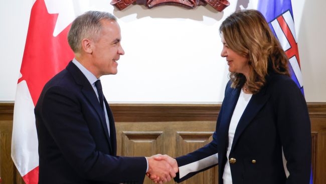 Carney, Smith sign pipeline deal, open door to changing B.C. tanker ban