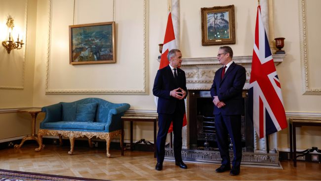 Carney meets Keir Starmer in London as war in Iran disrupts shipping routes
