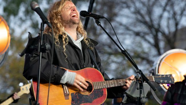 West Kelowna, B.C., has safety, security concerns ahead of MAGA singer's show