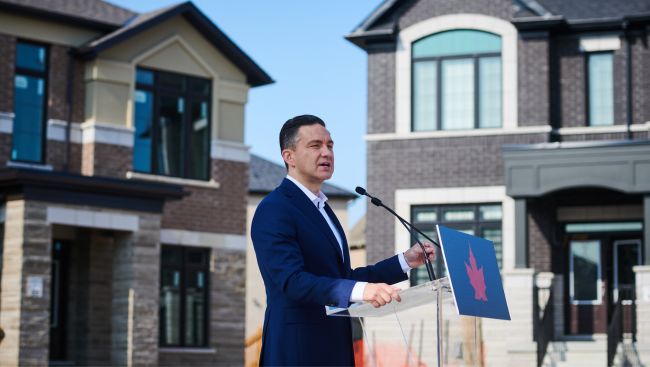 Poilievre calls on Liberals to enact Conservative election pledges on housing