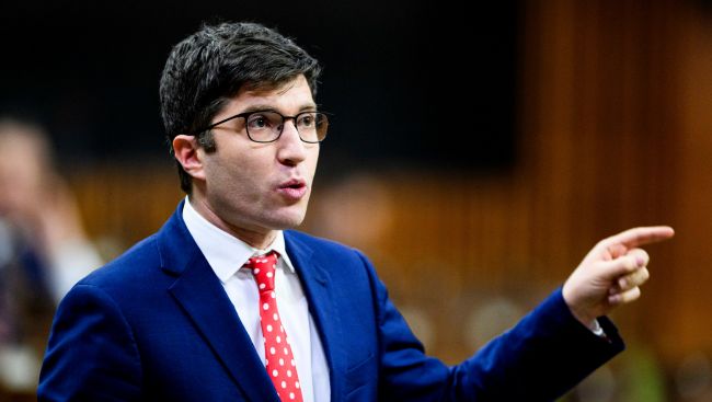 Conservative MP accuses students of free speech attack after campus event cancelled