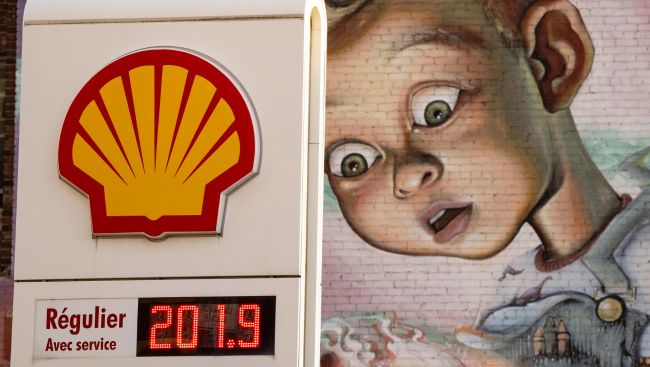 Conservatives call for lower gas tax and cuts to 'wasteful spending' to pay for it