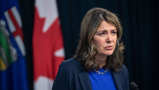 Smith's Alberta Next panel hears cheers for deportation, separation in Lloydminster