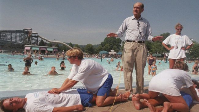 More elderly Americans are choking to death. Are these devices the answer?