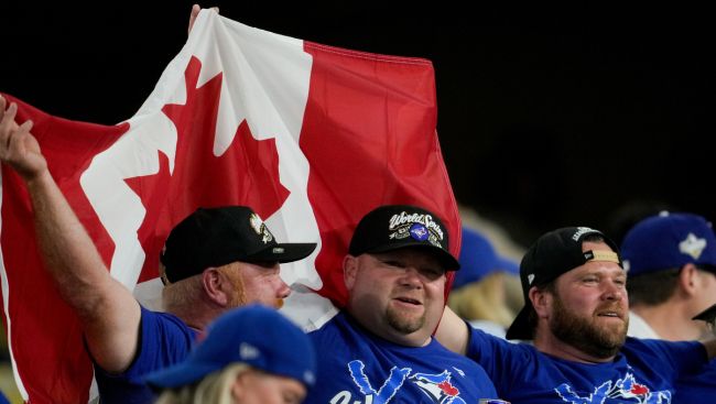 City, fans gearing up for possible Blue Jays World Series win in Toronto tonight
