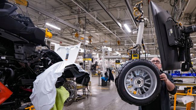 Unemployment rate up, 84,000 jobs lost in 'very bad' February jobs report