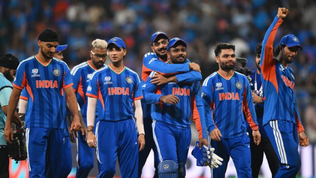 T20 WC: India beat England by 7 runs to set up final vs NZ