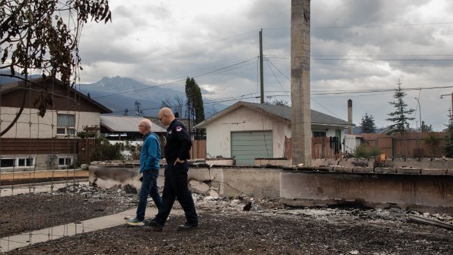 Jasper, Parks Canada officials giving tours, remarks ahead of wildfire anniversary