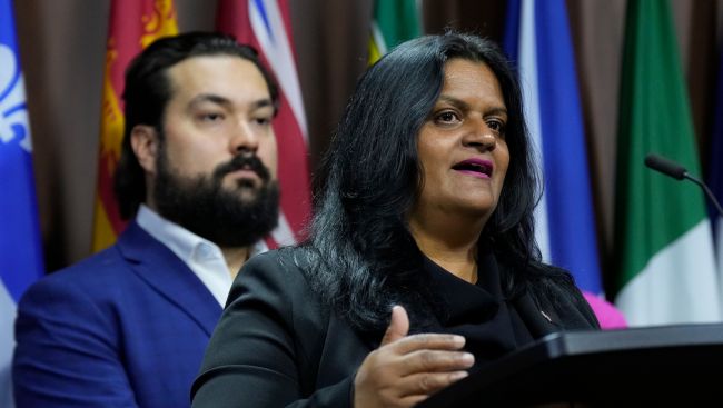 Layoff notices sent to thousands of federal government workers