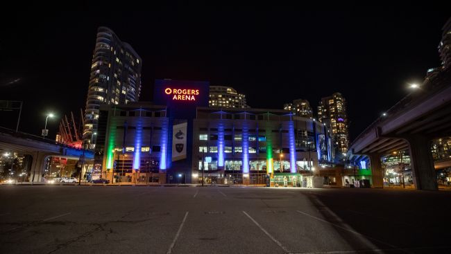 NHL faces scheduling challenge as B.C., Alberta move to permanent daylight time