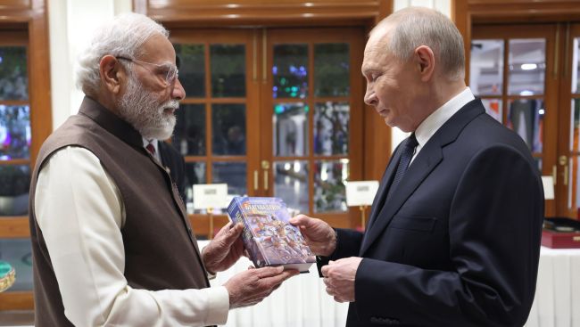 PM Modi gifts Russian edition of Bhagavad Gita to President Putin, says its teachings inspire millions