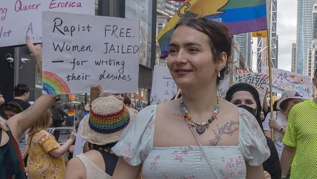 Former refugee believes she wouldn't have been able to stay with proposed border bill