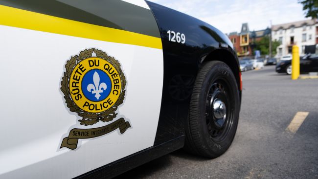 Police search for group of migrants after vehicle collision near Canada-U.S. border