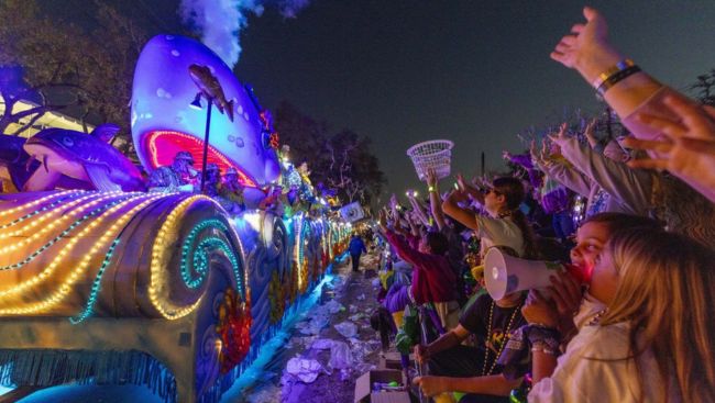 Storms, possible twisters to threaten the South just as New Orleans celebrates Mardi Gras
