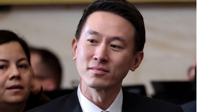 TikTok CEO asks to meet with industry minister over shutdown order