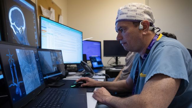 'Time is brain': Toronto hospital paving way for remote robotic treatment of strokes