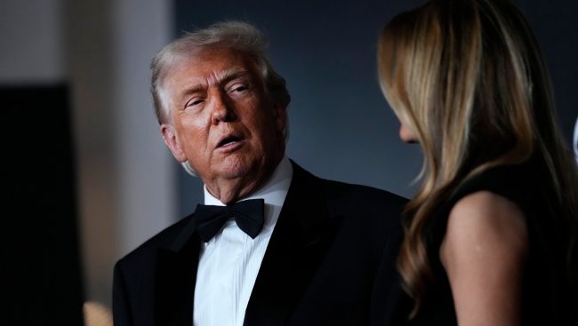 Trump says 'We'll see' on whether to restart trade talks with Canada