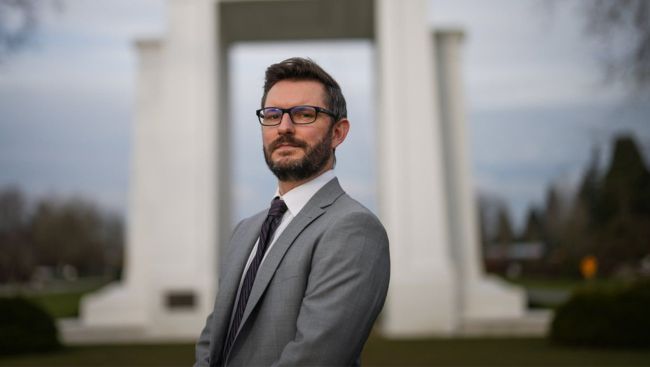 Trump bump: U.S. citizenship renunciation inquiries surge in Canada, lawyers say