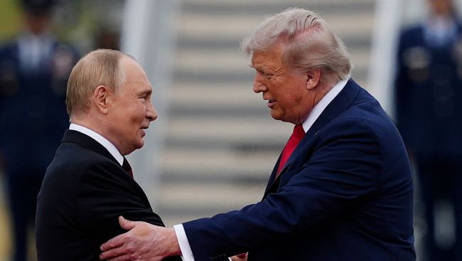 Ottawa voices its resolve for Ukraine as Trump-Putin talks underway in Alaska