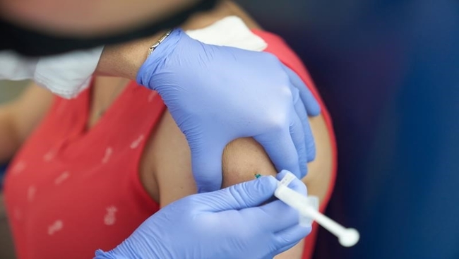 Moderna cuts Canadian vaccine shipments next week